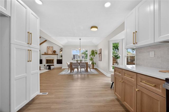 608 SW Montgomery Street, Lee's Summit, MO 64081