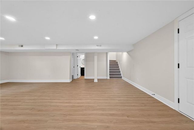 608 SW Montgomery Street, Lee's Summit, MO 64081