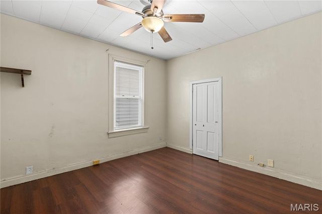 6704 Schofield Place, St Louis, MO 63133