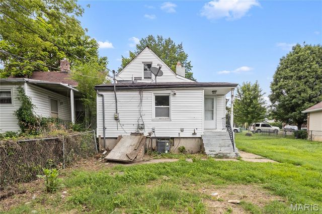 6704 Schofield Place, St Louis, MO 63133