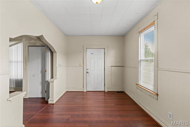 6704 Schofield Place, St Louis, MO 63133