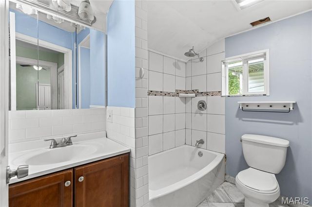 6704 Schofield Place, St Louis, MO 63133