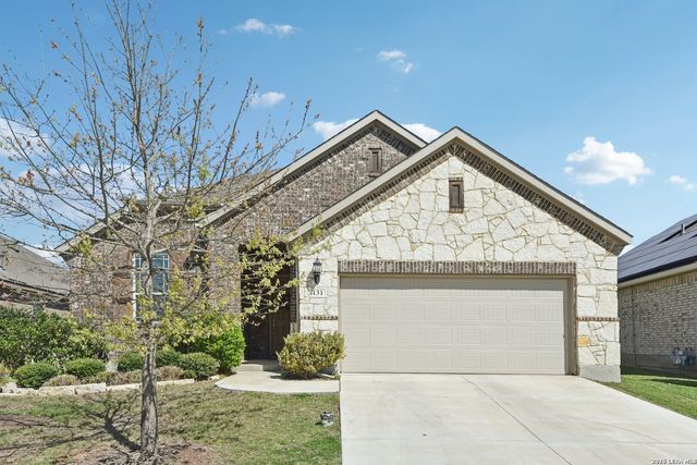 131 DOVETAIL ST, Boerne, TX 78006