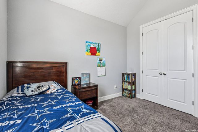 131 DOVETAIL ST, Boerne, TX 78006