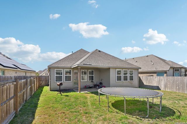 131 DOVETAIL ST, Boerne, TX 78006