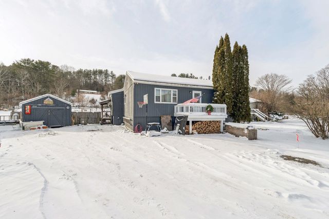 724 South Windsor Street, Royalton, VT 05068