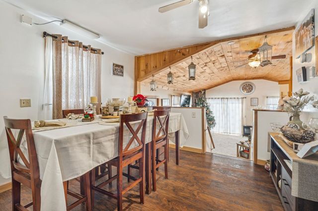 724 South Windsor Street, Royalton, VT 05068