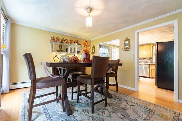 18 Woodcrest Drive, Johnston, RI 02919