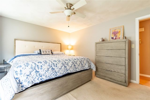 18 Woodcrest Drive, Johnston, RI 02919
