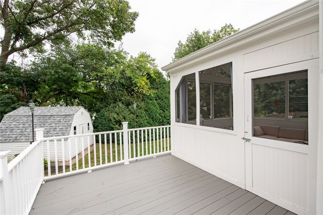 18 Woodcrest Drive, Johnston, RI 02919