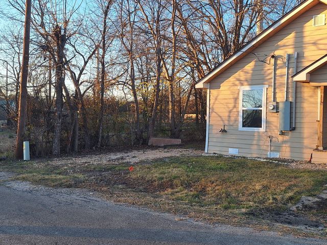 240 Marshall W, Cooper, TX 75432