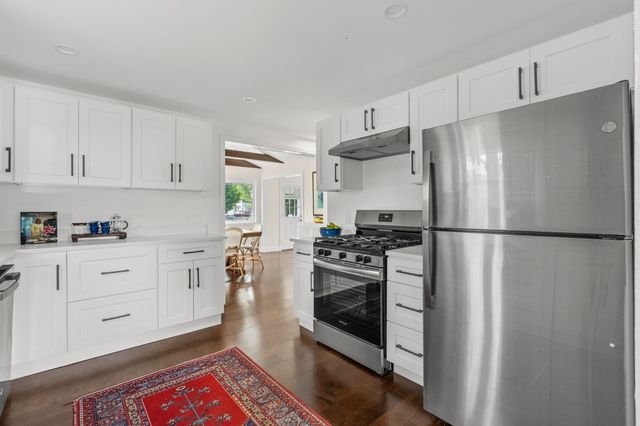 22 Brookside Rd, Rockland, MA 02370