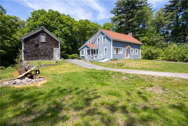 48 Brayton Road, Smithfield, RI 02917
