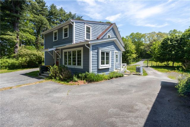 48 Brayton Road, Smithfield, RI 02917