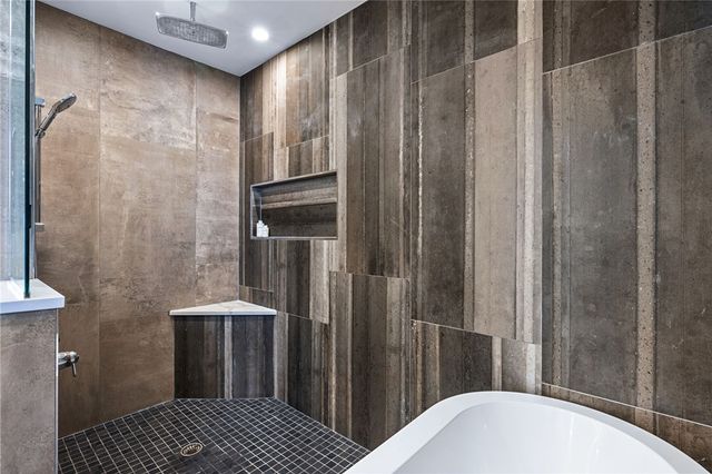 5712 Hays St, East Liberty, PA 15206