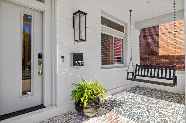 5712 Hays St, East Liberty, PA 15206