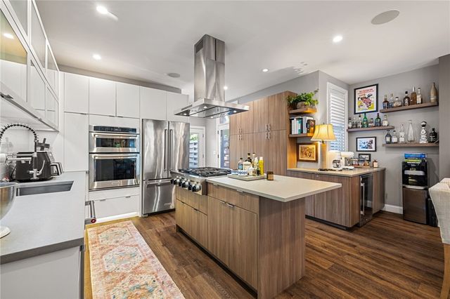 5712 Hays St, East Liberty, PA 15206