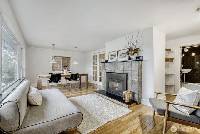 8725 10th Avenue S, Seattle, WA 98108