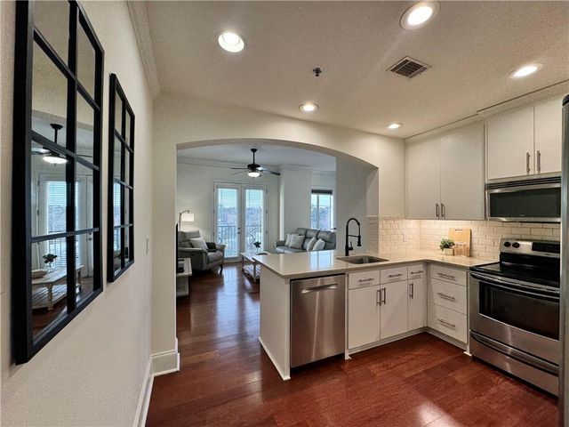 2277 Peachtree Road NE 510, Atlanta, GA 30309