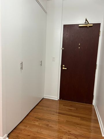 440 N Wabash Avenue 708, Chicago, IL 60611
