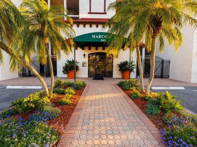 200 121ST AVENUE 104, Treasure Island, FL 33706
