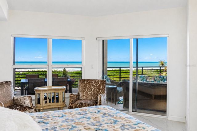200 121ST AVENUE 104, Treasure Island, FL 33706