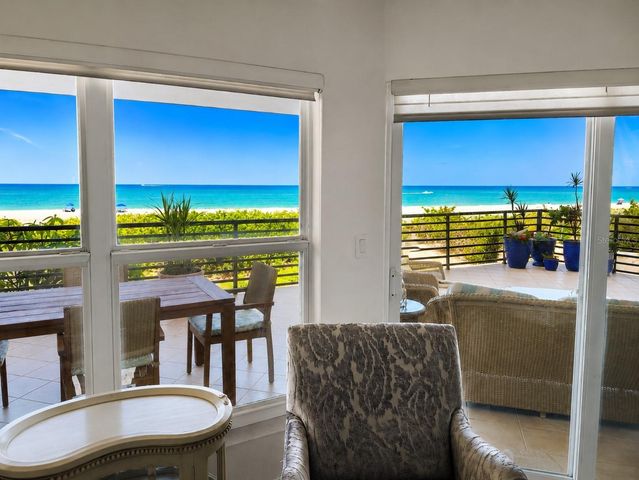 200 121ST AVENUE 104, Treasure Island, FL 33706