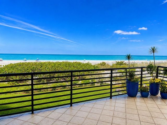 200 121ST AVENUE 104, Treasure Island, FL 33706