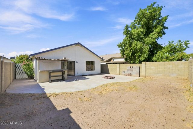 8734 W INDIANOLA Avenue, Phoenix, AZ 85037
