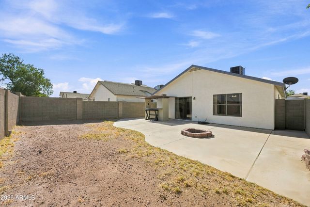 8734 W INDIANOLA Avenue, Phoenix, AZ 85037