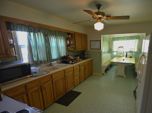 5581 Franklin ST, Ferrum, VA 24088