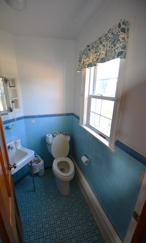 5581 Franklin ST, Ferrum, VA 24088