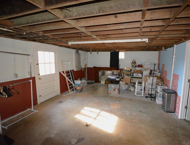 5581 Franklin ST, Ferrum, VA 24088