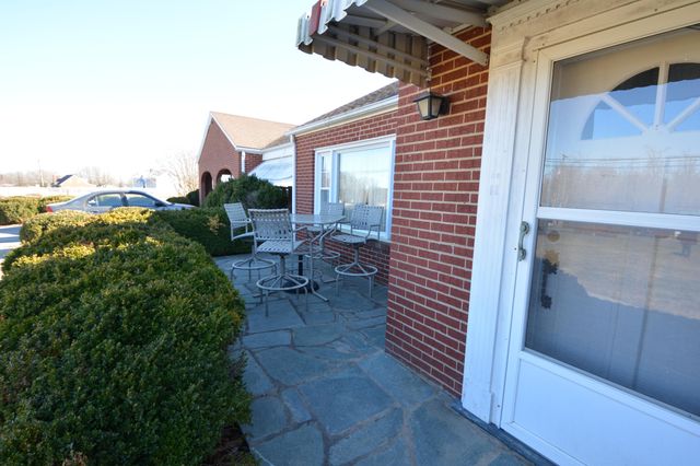 5581 Franklin ST, Ferrum, VA 24088