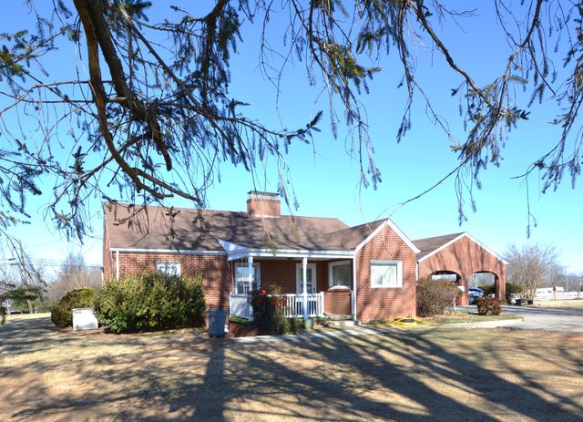 5581 Franklin ST, Ferrum, VA 24088