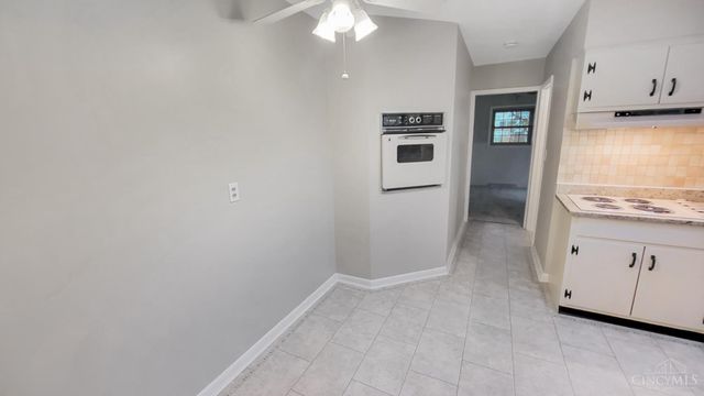 7963 Mitchell Farm Lane, Montgomery, OH 45242