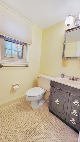 7963 Mitchell Farm Lane, Montgomery, OH 45242