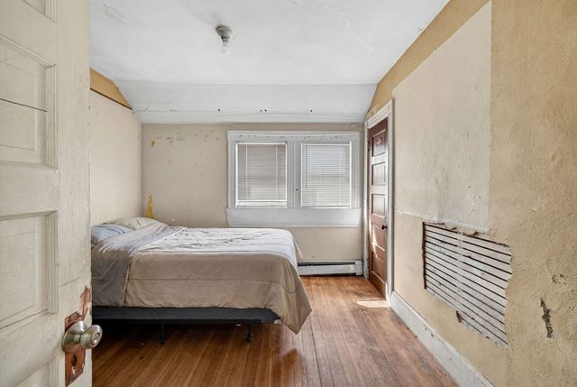 16 Littlefield St, Quincy, MA 02169