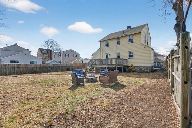 16 Littlefield St, Quincy, MA 02169