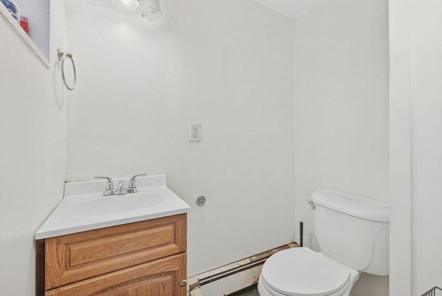 16 Littlefield St, Quincy, MA 02169