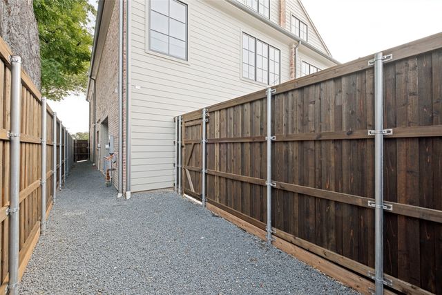 3420 Lovers Lane B, University Park, TX 75225