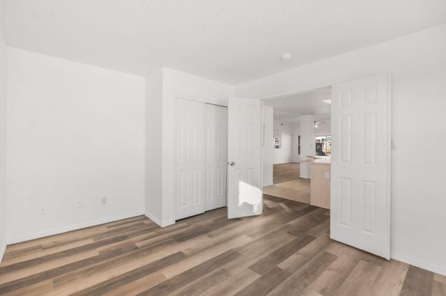 1929 12th Avenue SE, Rio Rancho, NM 87124