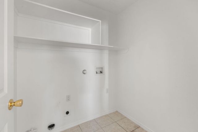 1929 12th Avenue SE, Rio Rancho, NM 87124