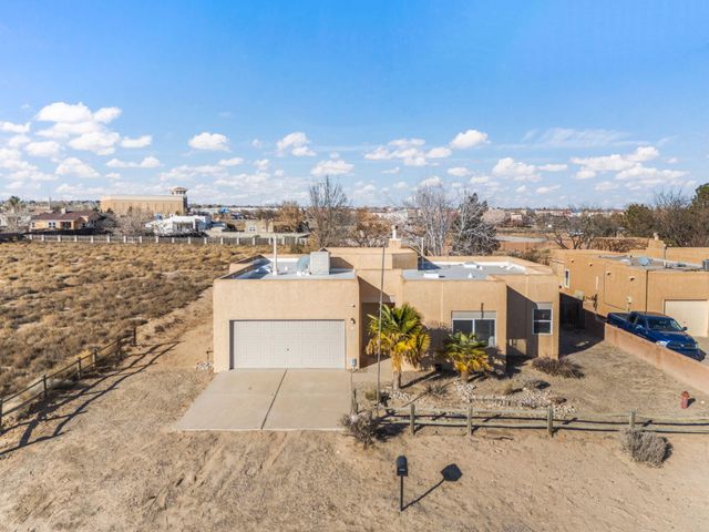1929 12th Avenue SE, Rio Rancho, NM 87124