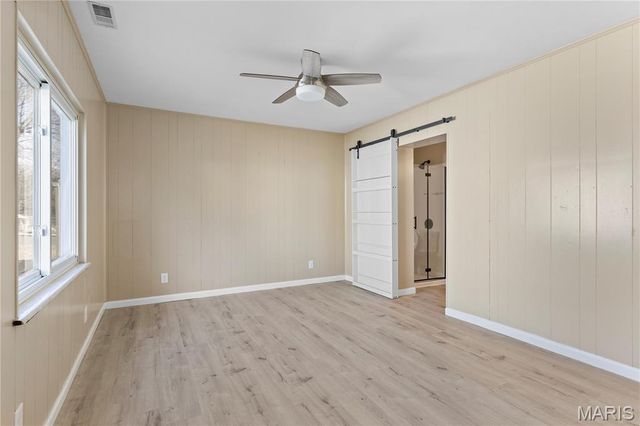 8257 Watson Road, St Louis, MO 63119