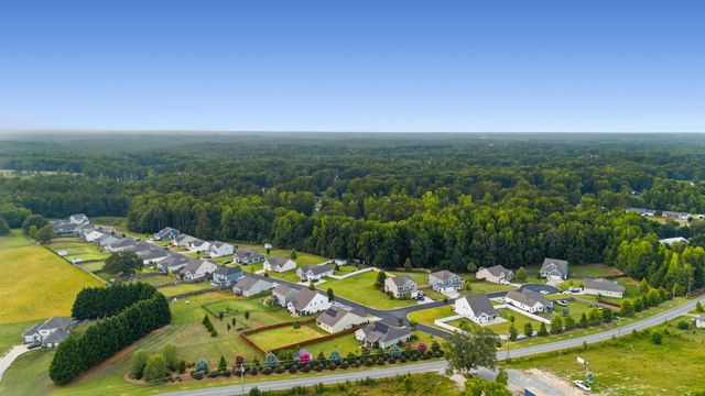 836 Orchard Valley Lane, Boiling Springs, SC 29316