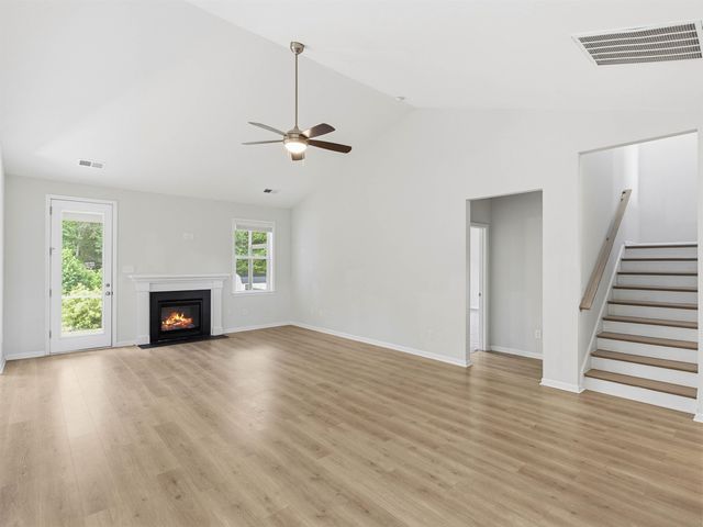 836 Orchard Valley Lane, Boiling Springs, SC 29316