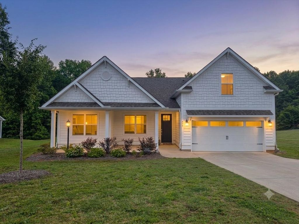 836 Orchard Valley Lane, Boiling Springs, SC 29316