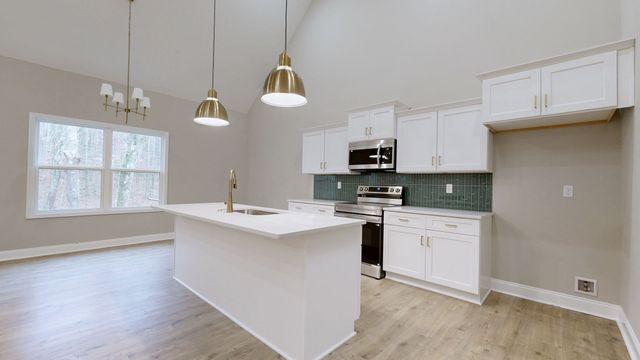 1222 Rooster Ridge, Pleasant View, TN 37146