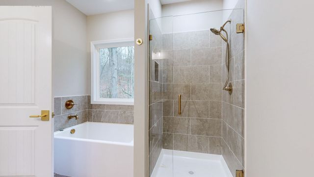 1222 Rooster Ridge, Pleasant View, TN 37146